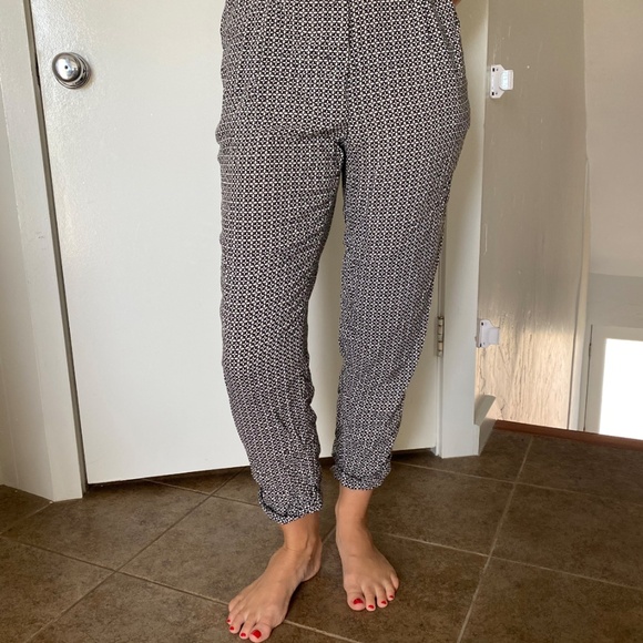 Black and white summer pants - Picture 1 of 6